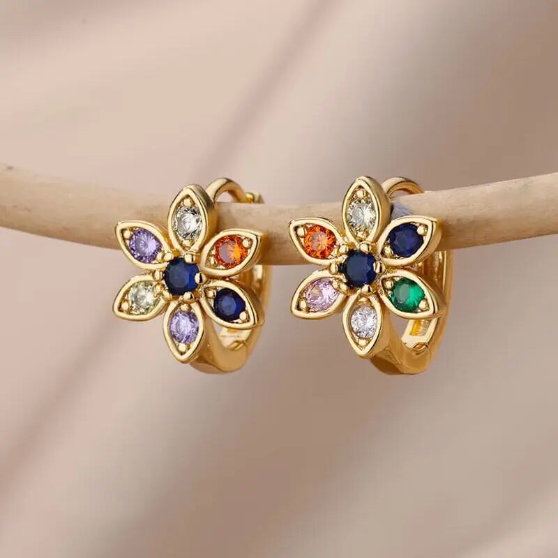 Hiest Hilary Earrings - Gold