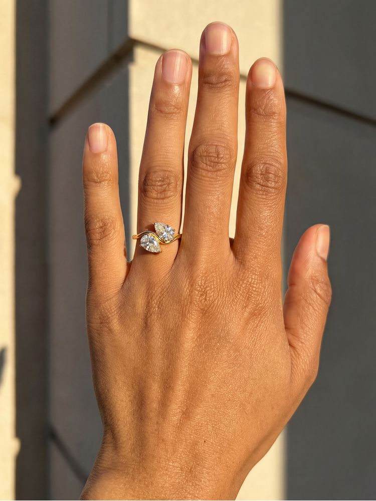 Muse Double Diamond Ring - Gold