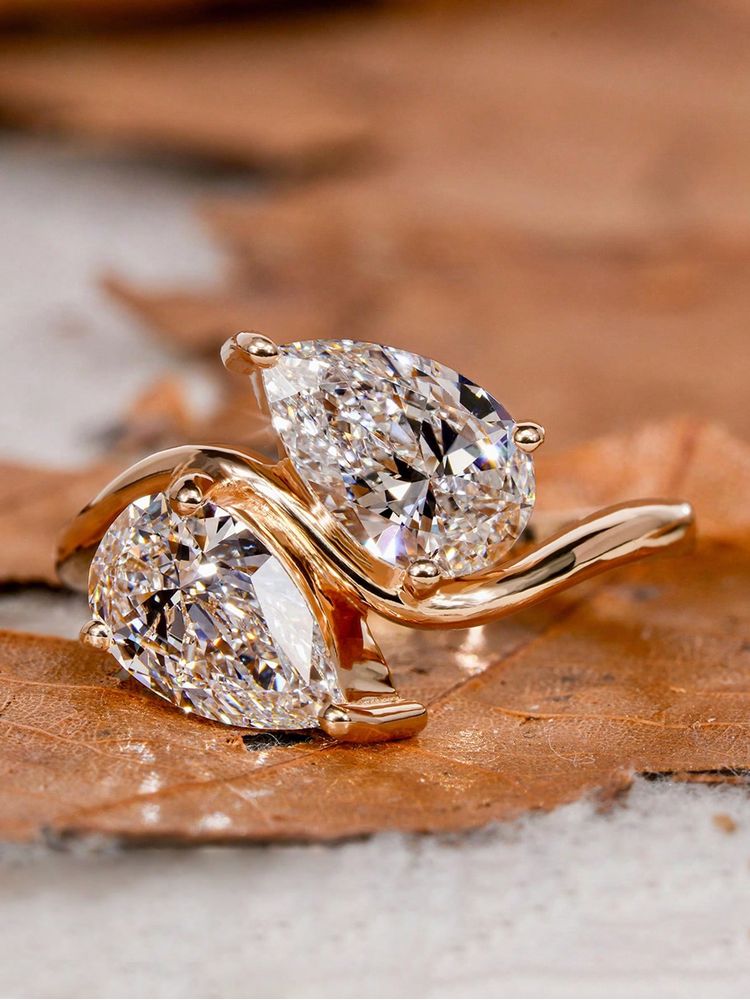 Muse Double Diamond Ring - Gold