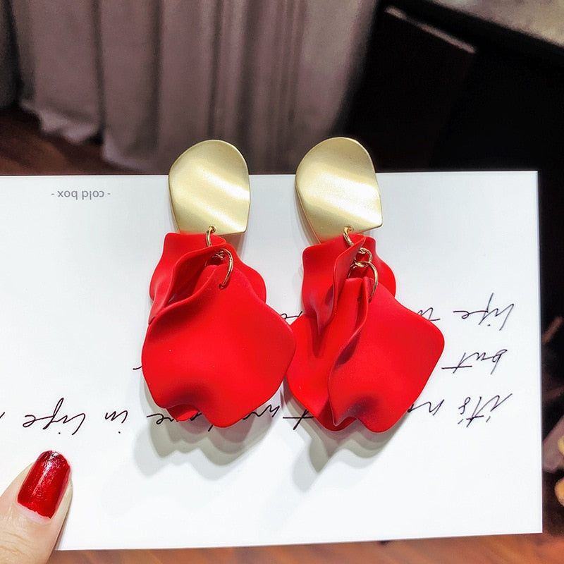 Rose Petal Short Drop Earrings - Red